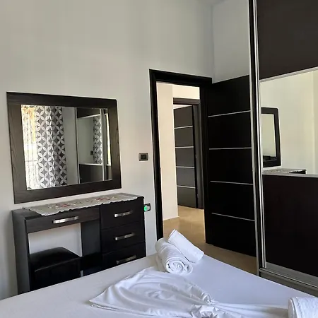 Joem * Sarandë